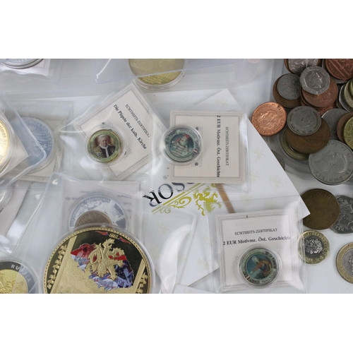 70 - A large collection of commemorative collectors coins / medallions together with a collection of Brit... 