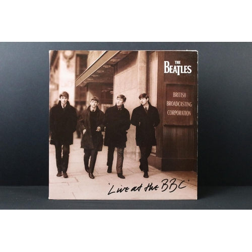 123 - Vinyl - 2 Beatles LPs to include Live At The BBC (7243 8 31796 1 9) and Anthology 3 (7243 8 34451 1 ... 