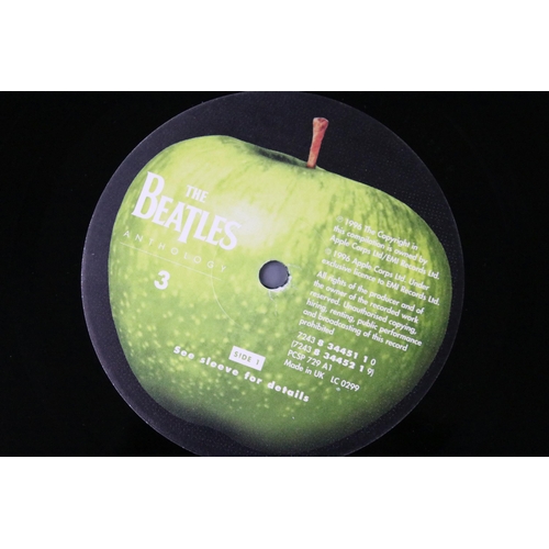 123 - Vinyl - 2 Beatles LPs to include Live At The BBC (7243 8 31796 1 9) and Anthology 3 (7243 8 34451 1 ... 