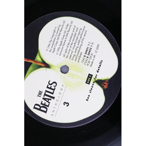 123 - Vinyl - 2 Beatles LPs to include Live At The BBC (7243 8 31796 1 9) and Anthology 3 (7243 8 34451 1 ... 