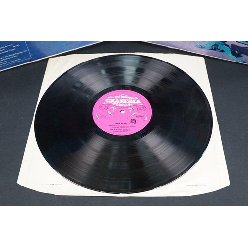 148 - Vinyl - 5 Van Der Graaf Generator LPs to include Pawn Hearts (pink Charisma, with insert), Godbluff,... 