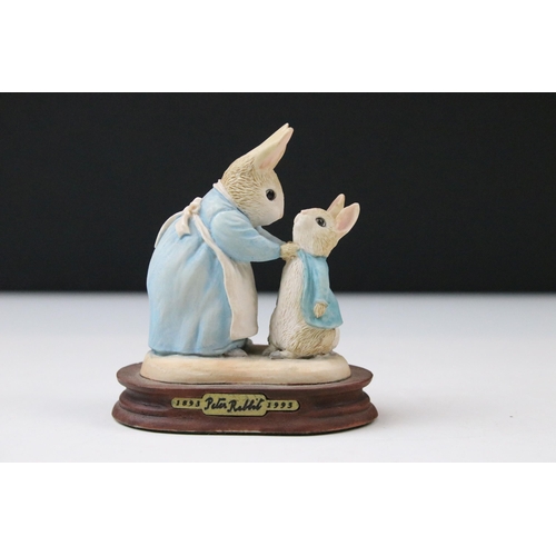 30 - Collection of Border Fine Arts Peter Rabbit figurines to include Peter Rabbit in Wheelbarrow, Peter ... 