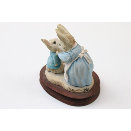 30 - Collection of Border Fine Arts Peter Rabbit figurines to include Peter Rabbit in Wheelbarrow, Peter ... 