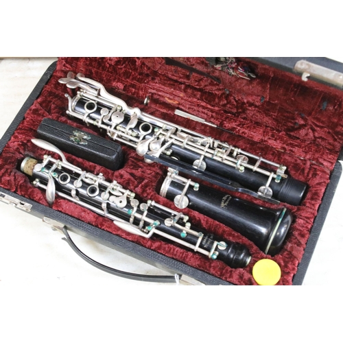 394 - Hans Kreul, Tubingen oboe in fitted hard case and outer case, with tuning fork, impressed 38566?, wi... 