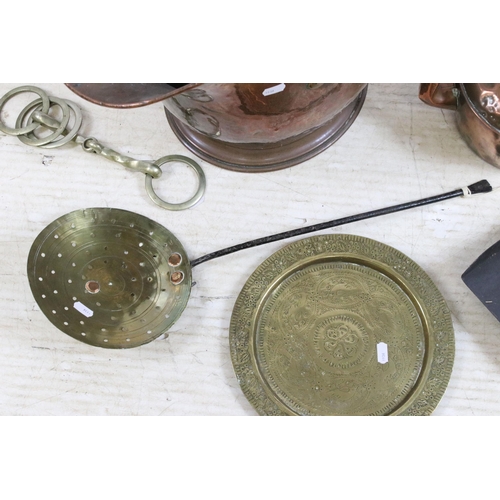 444 - Copper coal scuttle and copper teapot together with brass ware to include decorative plate, fireside... 