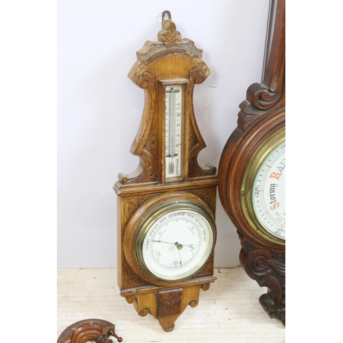 447 - Collection of barometers, to include: E Bourdon and Richards patent Paris, Metallic Barometer, M Bon... 