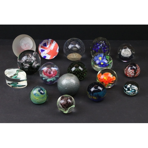 70 - Collection of glass paperweights in various shapes and designs (17 total)