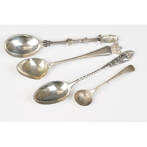 215 - A pair of fully hallmarked sterling silver bonbon dishes with pierced decoration together with a col... 