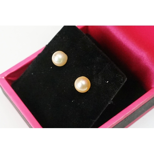 222 - Pair of fresh water pearl earrings on silver posts