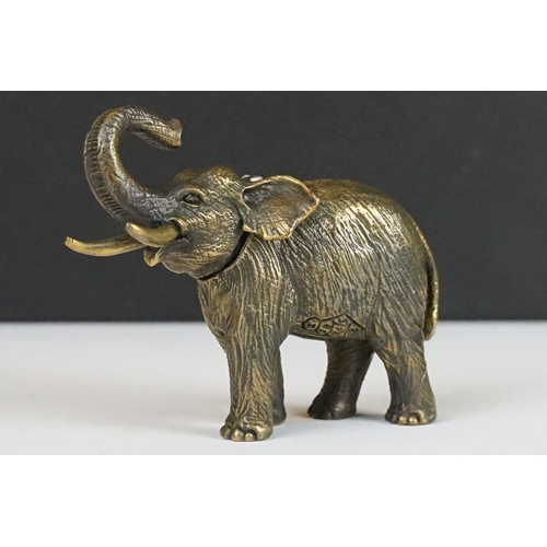 246 - Brass cased elephant vesta