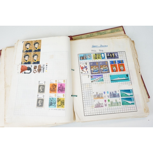 301 - A collection of British, Commonwealth and world stamps contained within a Wanderer stamp album.