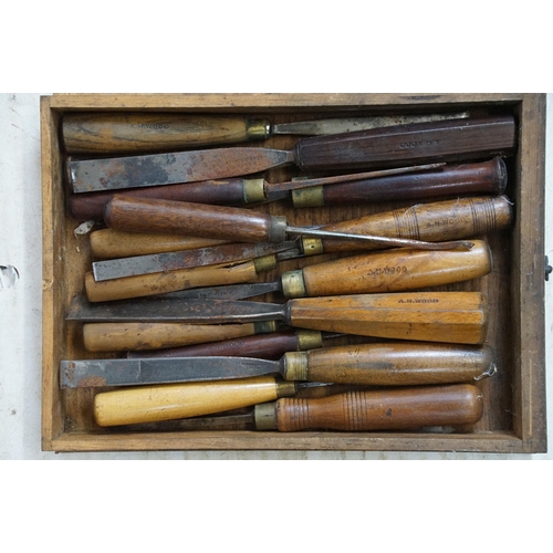 441 - Small vintage chest of drawers containing wood working tools, H 36cm, W 27cm,  D 31cm