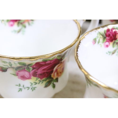 101 - Large collection of Royal Albert 'Old Country Roses' table ware to include twelve bowls, twelve soup... 