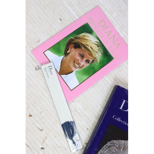 361 - Collection of Princess Diana related books to include 'Diana Princess of Wales a Tribute' by Tim Gra... 