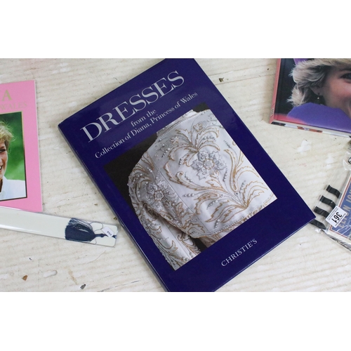 361 - Collection of Princess Diana related books to include 'Diana Princess of Wales a Tribute' by Tim Gra... 