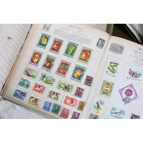 363 - Collection of Great British and world stamps spanning the 20th Century in albums to include commonwe... 