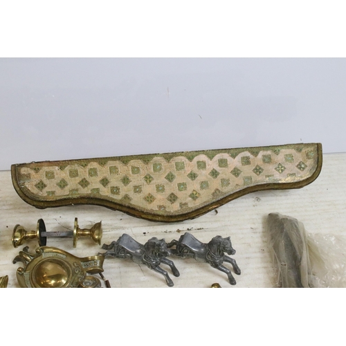 411 - Selection of brass items to include door knobs, scrolled furniture pediments, Salter hanging weighin... 