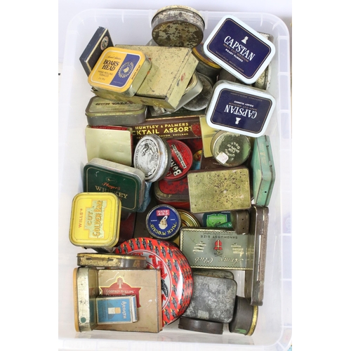 418 - Large selection of vintage advertising tobacco tins to include Player No Name tobacco, Four Square, ... 