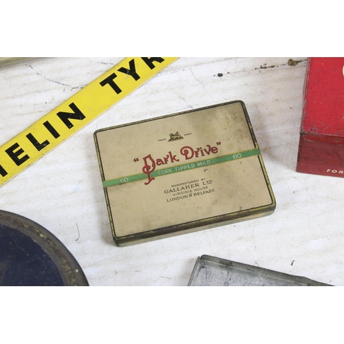 418 - Large selection of vintage advertising tobacco tins to include Player No Name tobacco, Four Square, ... 