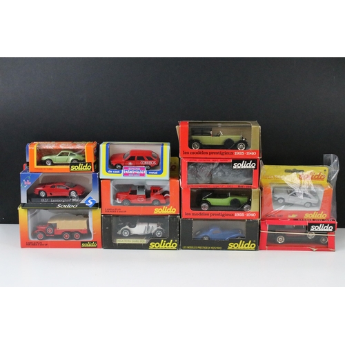 1086 - 28 Boxed / cased Solido 1/43 diecast models to include 21 x Age d'or examples, plus a boxed No Rev 1... 