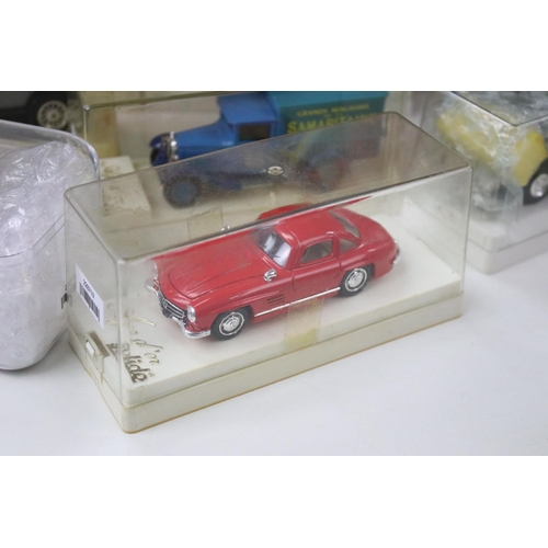 1086 - 28 Boxed / cased Solido 1/43 diecast models to include 21 x Age d'or examples, plus a boxed No Rev 1... 