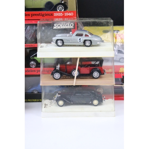 1086 - 28 Boxed / cased Solido 1/43 diecast models to include 21 x Age d'or examples, plus a boxed No Rev 1... 