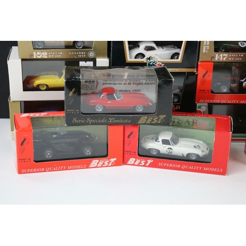 1089 - 30 Boxed / cased Jaguar related diecast models to include 4 x Brumm Australian Grand Prix Melbourne ... 