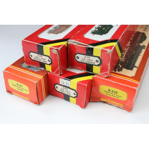 24 - Six boxed Hornby OO gauge locomotives to include R372 LNER Class A4 Loco Seagull, R830 GWR 4-6-0 Loc... 