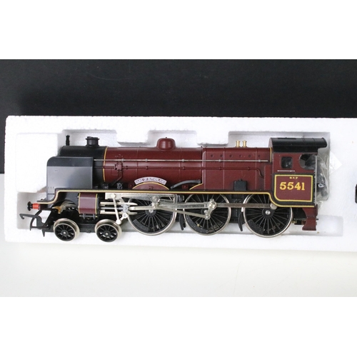 24 - Six boxed Hornby OO gauge locomotives to include R372 LNER Class A4 Loco Seagull, R830 GWR 4-6-0 Loc... 