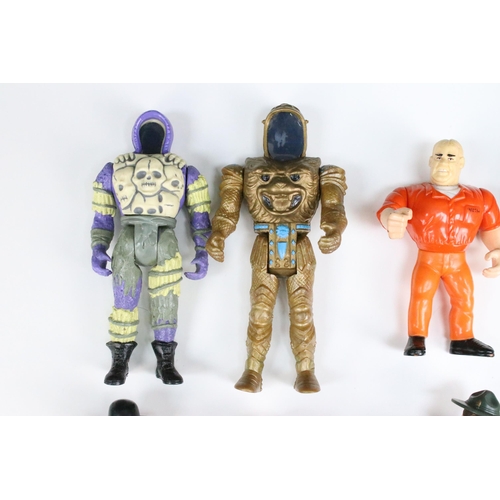 1549 - Collection of 17 x 1980s/1990s figures to include 11 x Hasbro WWF (Honkey Tonk Man, The Mountie, Hac... 