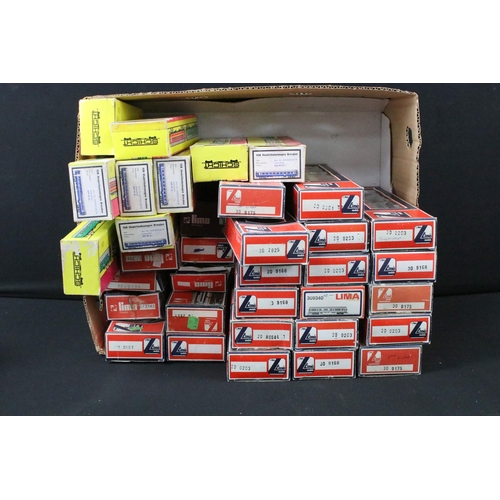 163 - 42 Boxed HO / OO gauge items of rolling stock to include 28 x Lima and 14 x Schicht, featuring coach... 