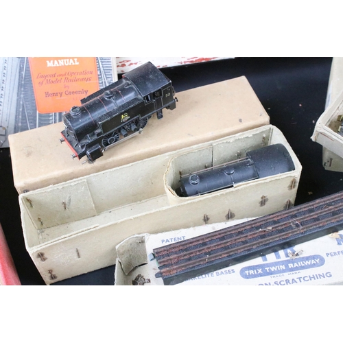 173 - Collection of TTR Trix Twin Railway to include boxed Y525 BR Loco & tender goods, boxed 5 /358 Stand... 