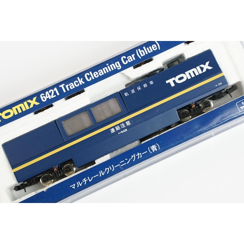 10 - Three cased / boxed N gauge locomotives to include Dapol 2S-017-002 Britannia l/crest Alfred the Gre... 