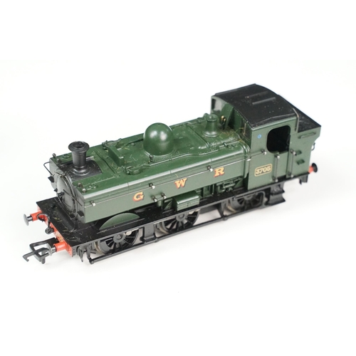 106 - 10 OO gauge locomotives to include Palitoy Mainline Illustrious, Lima Earl Mountbatten of Burma (loo... 