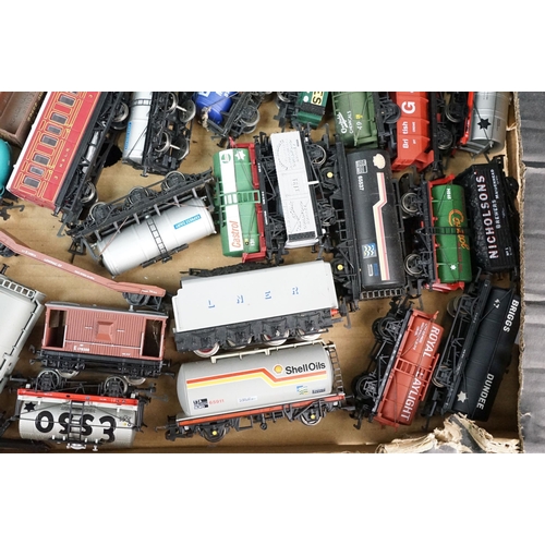 111 - Around 100 OO gauge items of rolling stock to include Hornby, Lima, Bachmann etc featuring tankers, ... 