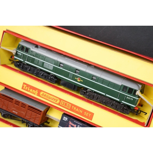 118 - Boxed Triang Hornby OO gauge RS51 The Freightmaster train set, appearing complete with gd box