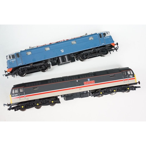 123 - Eight OO / HO gauge locomotives to include Lima Norman Tunna GC, Bachmann E3058, Lima The Queens Own... 