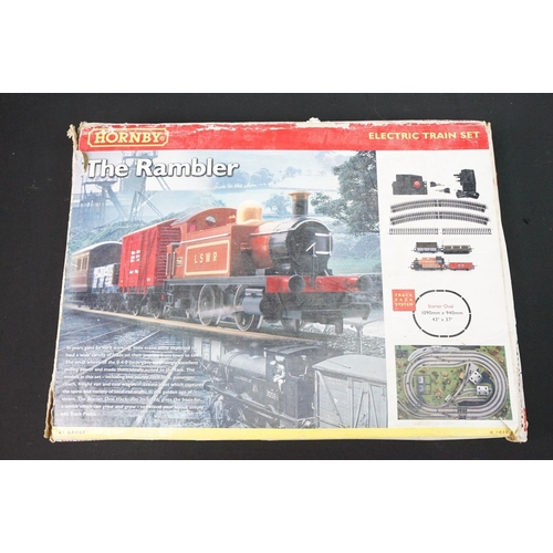 124 - Boxed Hornby OO gauge R1142 Western Passenger train set appearing complete, plus a boxed Hornby R103... 