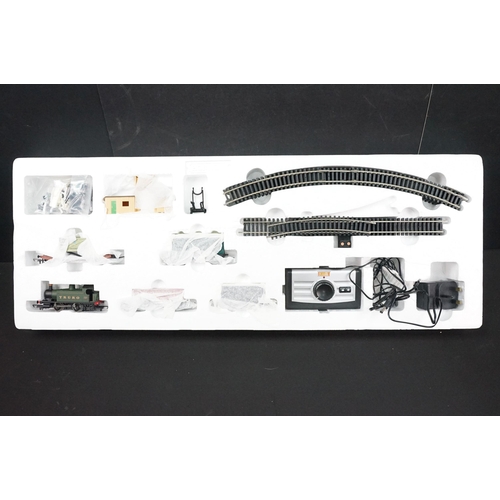 124 - Boxed Hornby OO gauge R1142 Western Passenger train set appearing complete, plus a boxed Hornby R103... 