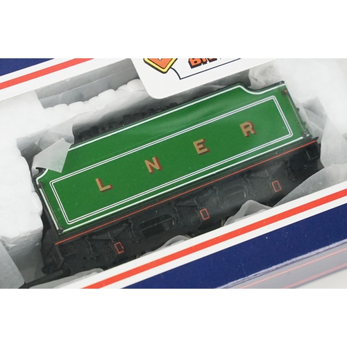 136 - Four boxed Bachmann OO gauge locomotives to include 31-078 Class 46 Peak Diesel D181 Blue, 31-553 V2... 