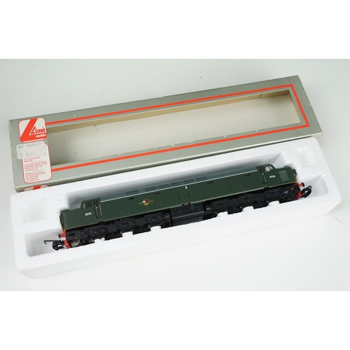 141 - Five boxed OO gauge locomotives to include 3 x Airfix (54124-2 Castle Class GWR, 54101-9 Diesel AIA-... 