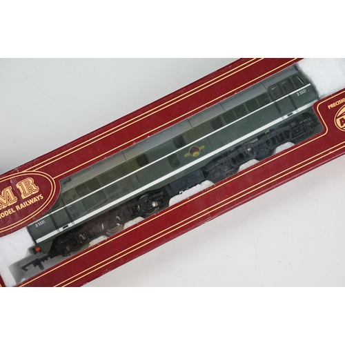 141 - Five boxed OO gauge locomotives to include 3 x Airfix (54124-2 Castle Class GWR, 54101-9 Diesel AIA-... 