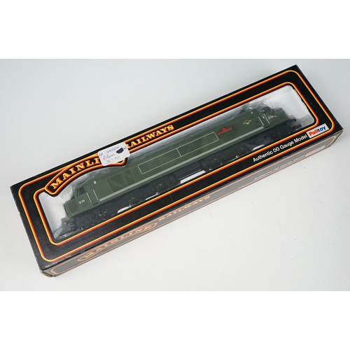 141 - Five boxed OO gauge locomotives to include 3 x Airfix (54124-2 Castle Class GWR, 54101-9 Diesel AIA-... 