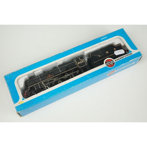 141 - Five boxed OO gauge locomotives to include 3 x Airfix (54124-2 Castle Class GWR, 54101-9 Diesel AIA-... 