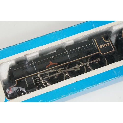 141 - Five boxed OO gauge locomotives to include 3 x Airfix (54124-2 Castle Class GWR, 54101-9 Diesel AIA-... 