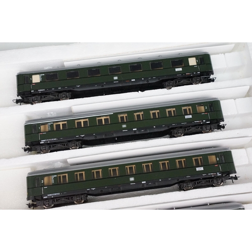 152 - Two boxed Liliput HO gauge locomotive & rolling stock sets to include 12640 DB and 2-6-0 91 1008 in ... 