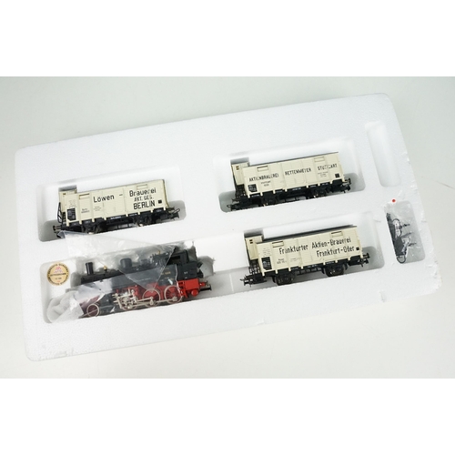 152 - Two boxed Liliput HO gauge locomotive & rolling stock sets to include 12640 DB and 2-6-0 91 1008 in ... 