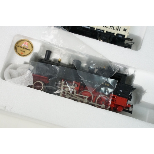 152 - Two boxed Liliput HO gauge locomotive & rolling stock sets to include 12640 DB and 2-6-0 91 1008 in ... 