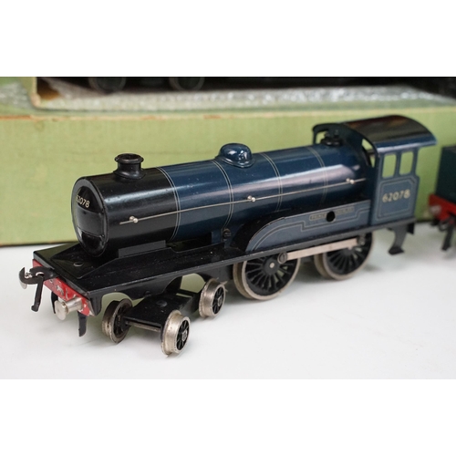 159 - Boxed Bassett Lowke O gauge Prince Charles blue 4-4-0 62078 locomotive with tender plus 2 x boxed Ba... 