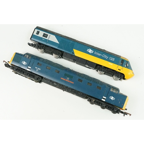 160 - 11 OO gauge locomotives to include Lima D6755, Triang R357 D5572, Triang R850 Flying Scotsman etc